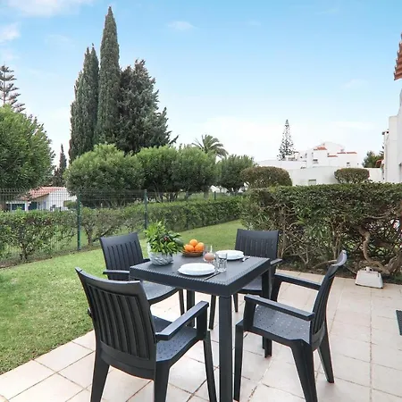 Conjunto Turistico De Alporchinhos * Porches (Algarve)